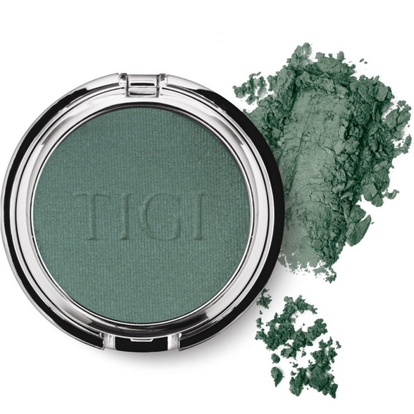TIGI Other - Emerald Green, NIB TIGI Cosmetics High Density Single Eyeshadow